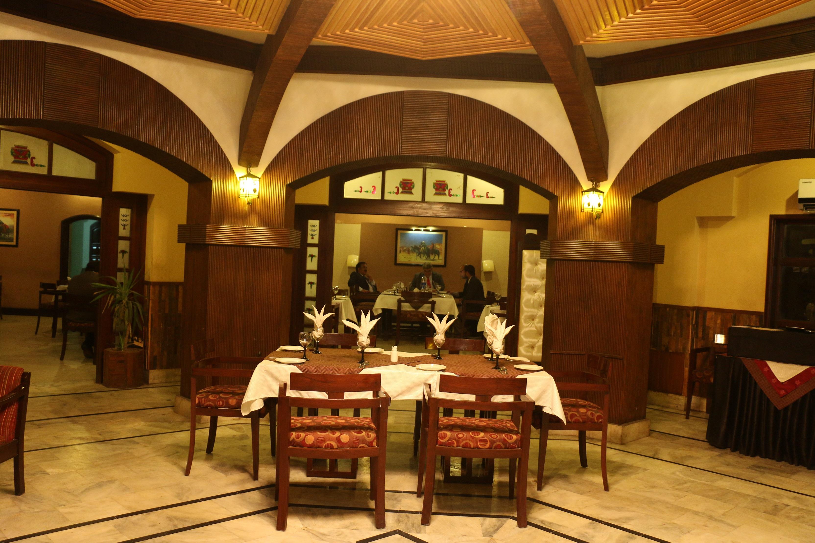 Garvaish Luxury Hotel