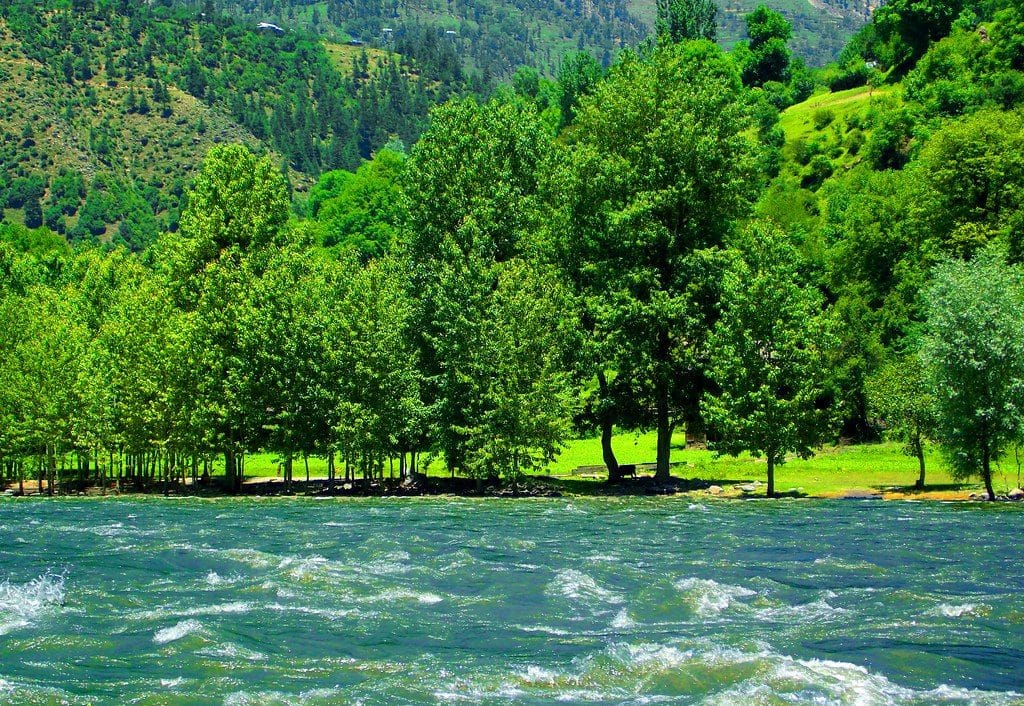 3 Days 2 Nights Trip to Keran kutton Sharda Arangkel Neelum Valley Kashmir
