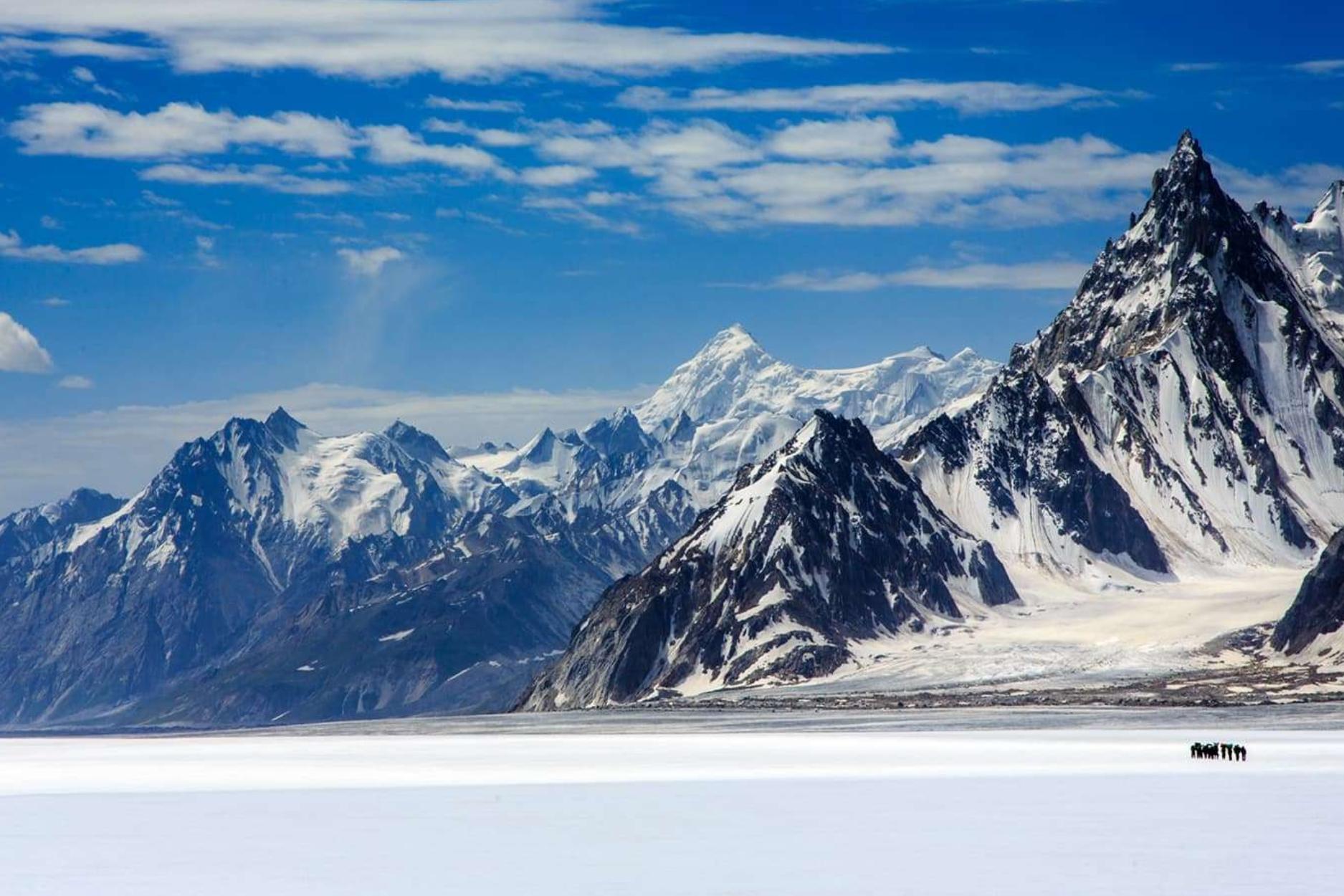 8 days tour to HUNZA & SKARDU